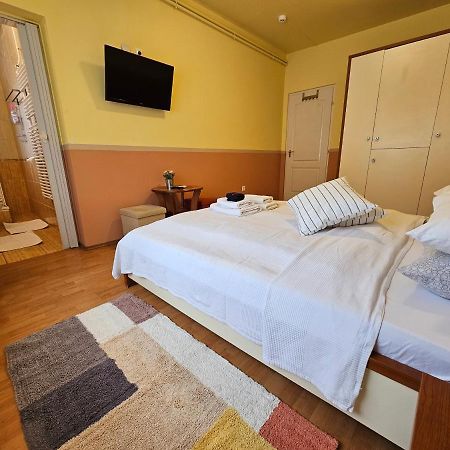 Abigel 2 Vendeghaz Hotell Miskolc Exteriör bild