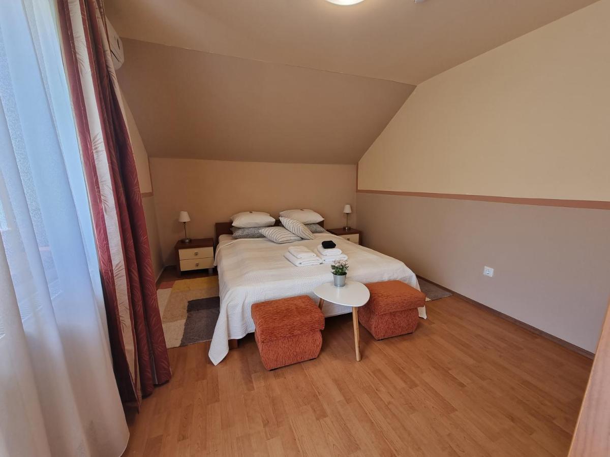 Abigel 2 Vendeghaz Hotell Miskolc Exteriör bild