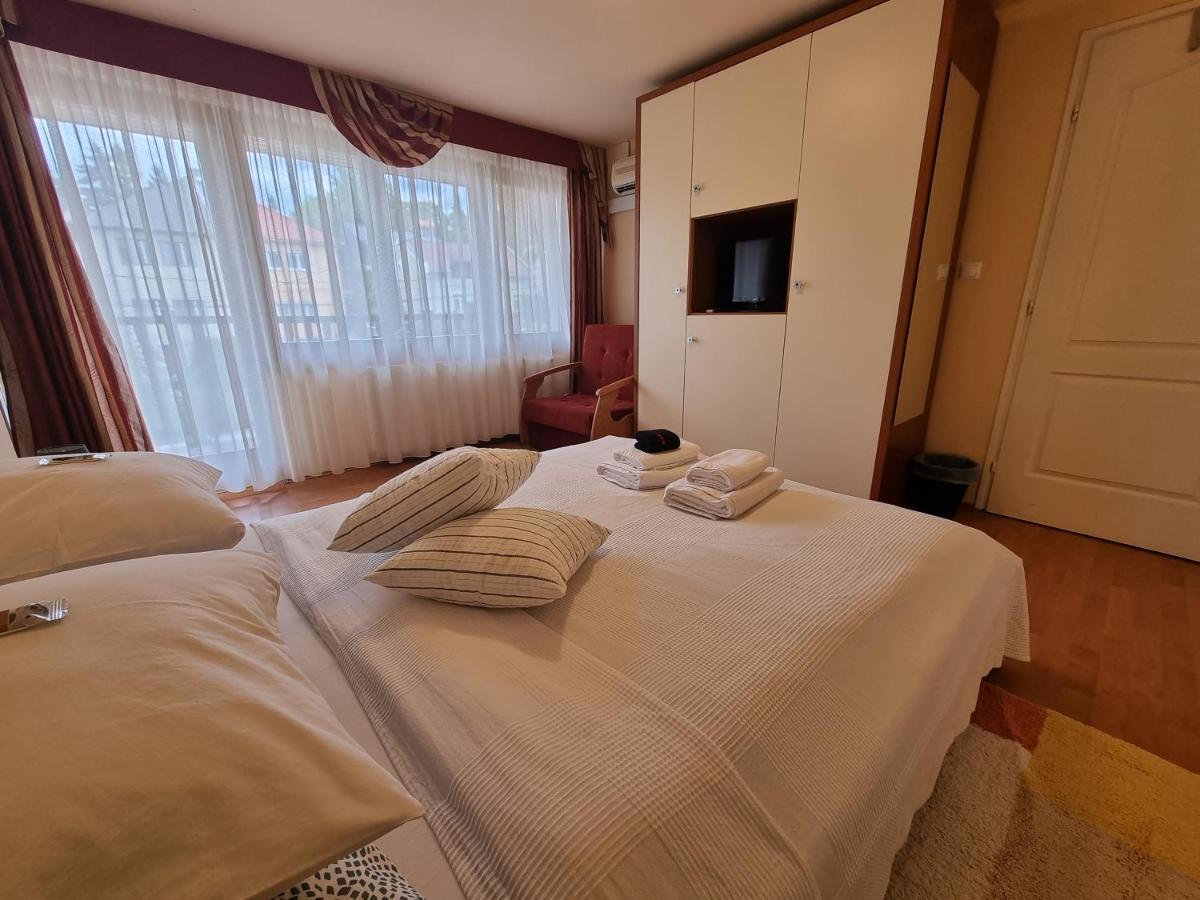 Abigel 2 Vendeghaz Hotell Miskolc Exteriör bild