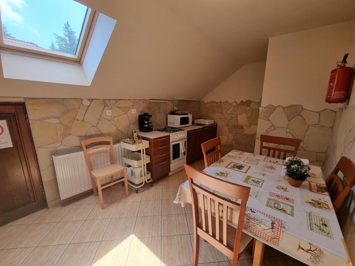 Abigel 2 Vendeghaz Hotell Miskolc Exteriör bild