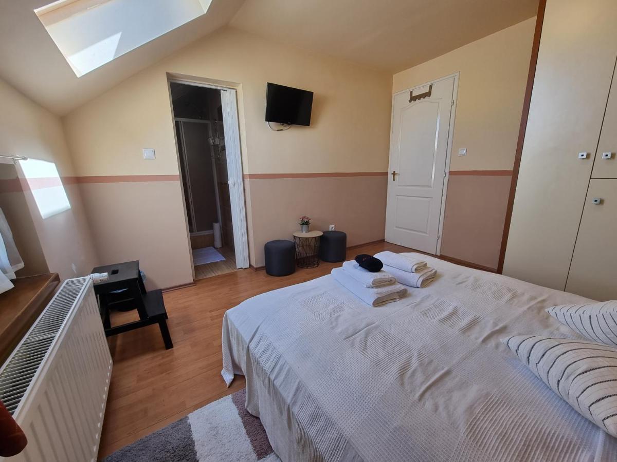 Abigel 2 Vendeghaz Hotell Miskolc Exteriör bild