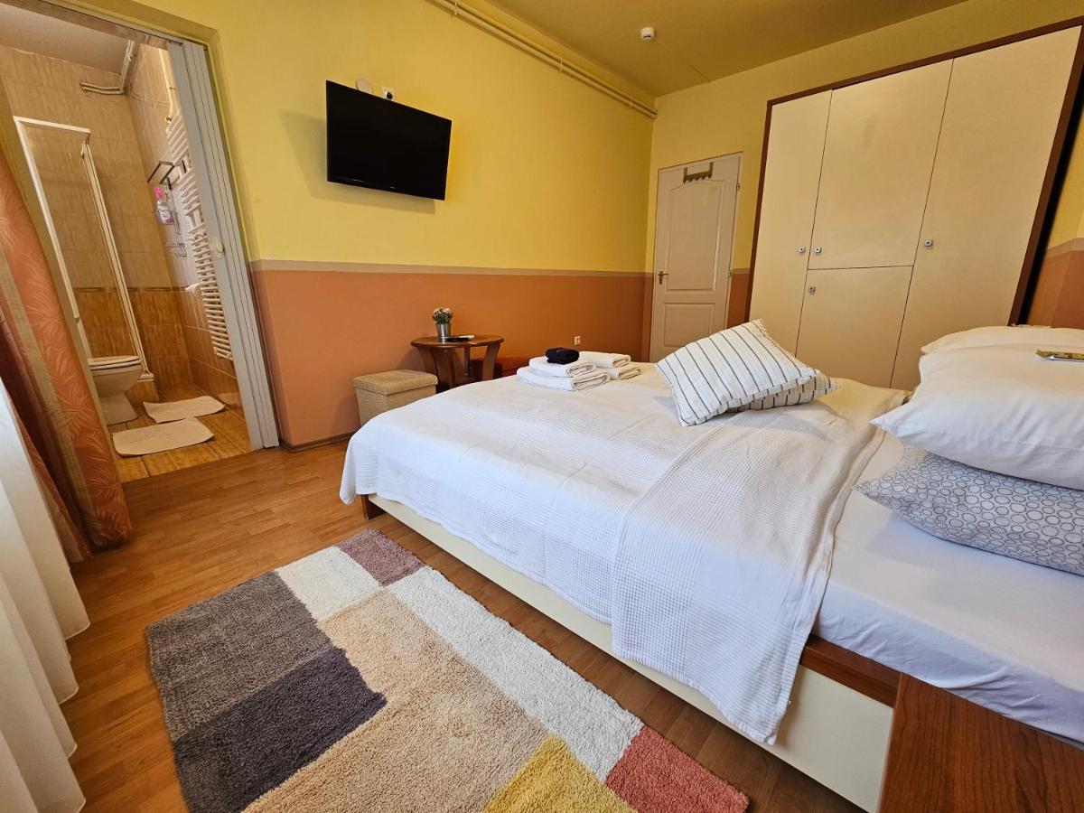 Abigel 2 Vendeghaz Hotell Miskolc Exteriör bild